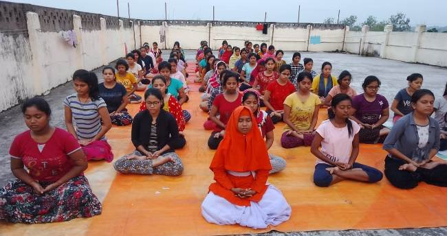 ଆନନ୍ଦମାର୍ଗ ପକ୍ଷରୁ ବିଭିନ୍ନ କଲେଜରେ ଯୋଗ ପ୍ରଶିକ୍ଷଣ ଶିବିର