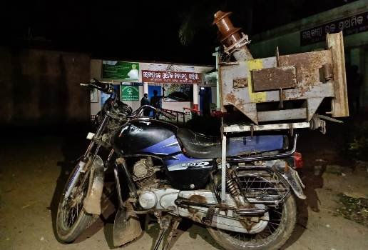 ଟ୍ରାନସଫରମର ବିକି ହରଡଘଣାରେ ପ୍ରଧାନ ଶିକ୍ଷକ