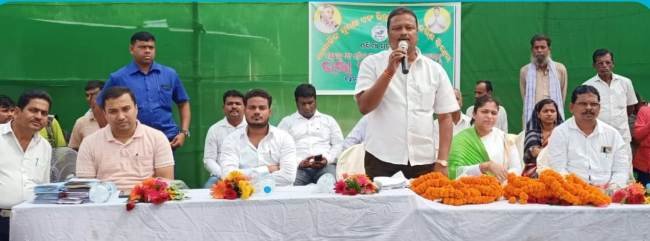୭୬୨ ହିତାଧିକାରୀଙ୍କୁ ଭତ୍ତା ପ୍ରଦାନ କଲେ ଶ୍ରମ ମନ୍ତ୍ରୀ