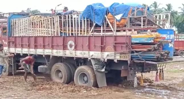 ରାମଦୋଳି ଯୋଗୁଁ ନଷ୍ଟ ହେଲା ମିନି ଷ୍ଟାଡିୟମ , କ୍ରିଡା ଆୟୋଜନ କରିବା ସନ୍ଦେହ