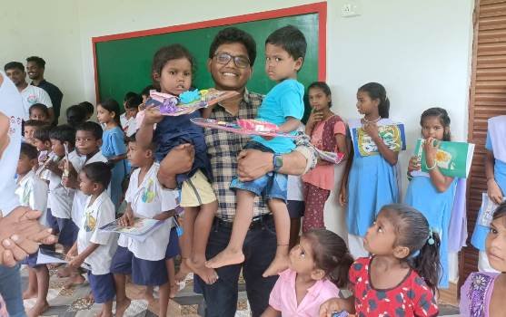 ରାଷ୍ଟ୍ର ହିତରେ ଚିନ୍ମୟ ଙ୍କ ଜନ୍ମଦିନ ପାଳନ