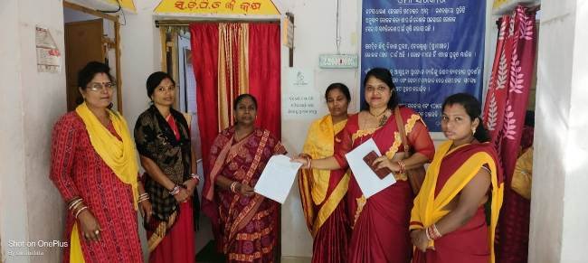 ଉପଜିଲ୍ଲାପାଳଙ୍କୁ ଅଙ୍ଗନୱାଡ଼ି କର୍ମୀ ସଂଘର ସ୍ମାରକ ପତ୍ର