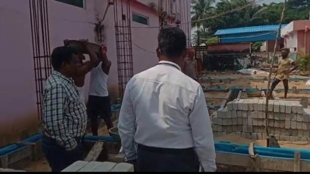 ଚାରିଛକ ସ୍ଵାସ୍ଥ୍ୟକେନ୍ଦ୍ର ର ୱାର୍ଡ ନିର୍ମାଣ କାର୍ଯ୍ୟ ନିମ୍ନ ମାନର ଅଭିଯୋଗ