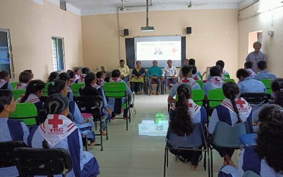 ଯୁବ ରେଡ଼କ୍ରସ ସ୍ଵେଚ୍ଛାସେବୀଙ୍କୁ ପ୍ରଶିକ୍ଷଣ