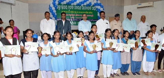 ଗଜପତି ଜିଲ୍ଲା ସ୍ତରୀୟ ଦୁର୍ନୀତି ନିବାରଣ ସଚେତନତା ସପ୍ତାହ ପାଳିତ