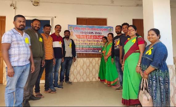 ଓଡିଶା ସ୍ୱାସ୍ଥ୍ୟବିଭାଗ ଠିକା କର୍ମଚାରୀ ନିୟମିତ ହେବାକୁ ସ୍ମାରକ ପତ୍ର ଦେଲେ