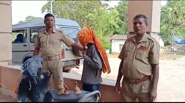 ଶିକ୍ଷକଙ୍କୁ ହତ୍ୟା ଘଟଣା- ସ୍କୁଲ ଆଲମିରାରୁ ସୁନା ଓ ନଗଦ ଟଙ୍କା ଜବଦ
