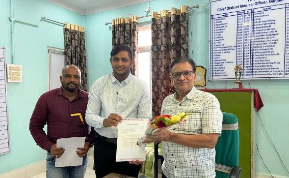 ବ୍ଲକର ୧୨୦ ଯକ୍ଷ୍ମା ରୋଗୀଙ୍କୁ ସେବା ଯୋଗାଇବାକୁ ପୋଷ୍ୟ ଗ୍ରହଣ କଲା ସମାଜସେବୀ ମନୋଜ ରଥଙ୍କ ଶୁଭକାମନା ଟ୍ରଷ୍ଟ