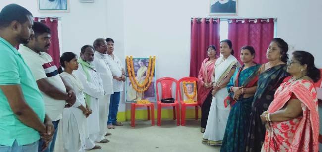 ଜିଲା କଂଗ୍ରେସ ପକ୍ଷରୁ ଇନ୍ଦିରା ଗାନ୍ଧୀଙ୍କ ବଳିଦାନ ଦିବସ ଓ ସର୍ଦ୍ଦାର ଜୟନ୍ତୀ ପାଳିତ