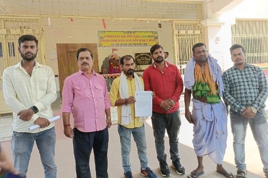 ଶ୍ରୀ ବଳଦେବ ଜୀୟୁଙ୍କ ମନ୍ଦିରରେ ମୋବାଇଲ ଫୋନ,କ୍ୟାମେରା ନିଷେଧ ପାଇଁ ଉପଜିଲ୍ଲାପାଳଙ୍କ ପ୍ରତିଶୃତି