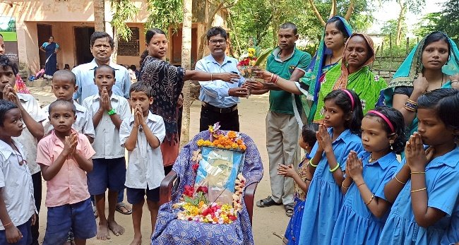 ବିଭିନ୍ନ ସ୍କୁଲରେ ଶିଶୁ ଦିବସ ପାଳିତ