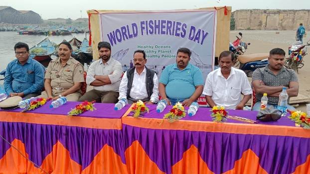 ଆର୍ଯ୍ୟପଲ୍ଲୀ ମତ୍ସ୍ୟ ଜେଟିରେ ପାଳନ ହେଲା ବିଶ୍ୱ ମତ୍ସ୍ୟ ଦିବସ