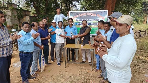 କ୍ଳଷ୍ଟର ସ୍ତରୀୟ କ୍ରିକେଟ ମ୍ୟାଚ ଅନୁଷ୍ଠିତ