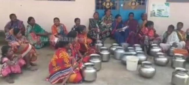 ପାଣିଗଣ୍ଡା ପଞ୍ଚାୟତ କାର୍ଯ୍ୟାଳୟରେ ପଡିଲା ତାଲା