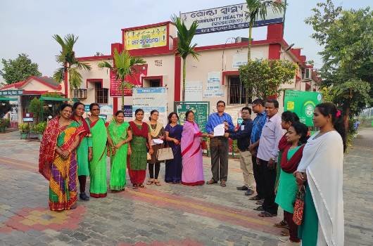 ପାଞ୍ଚ ଦଫା ଦାବି ନେଇ ବହୁମୂଖୀ ସ୍ଵାସ୍ଥ୍ୟକର୍ମୀ ଏବଂ ସ୍ଵାସ୍ଥ୍ୟପରିଦର୍ଶକ ମିଳିତ ମହାସଂଘର ସ୍ମାରକପତ୍ର