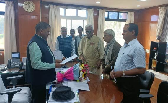 ପୁର୍ବତନ ଉପବାଚସ୍ପତିଙ୍କ ତତ୍ତ୍ୱାବଧାନରେ ଇଷ୍ଟକୋଷ୍ଟ ଜି.ଏମ୍ ଙ୍କୁ ଭେଟିଲଲେ ପ୍ରତିନିଧି ଦଳ