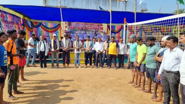 ଛତ୍ରପୁର ର ସନରାଇଜେସ ସିକ୍ସ ଦଳକୁ ହରାଇ ଭୁବନେଶ୍ୱର ବଲ ବୁଷ୍ଟର ସିକ୍ସ ଦଳ ବିଜୟୀ