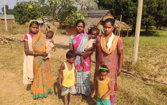 ମନେରଗା ଶ୍ରମିକଙ୍କୁ ମିଳୁନି ଟଙ୍କା ଅଣ ଶ୍ରମିକ ଙ୍କ ଜମା ଖାତାକୁ ଯାଉଛି ପଇସା 