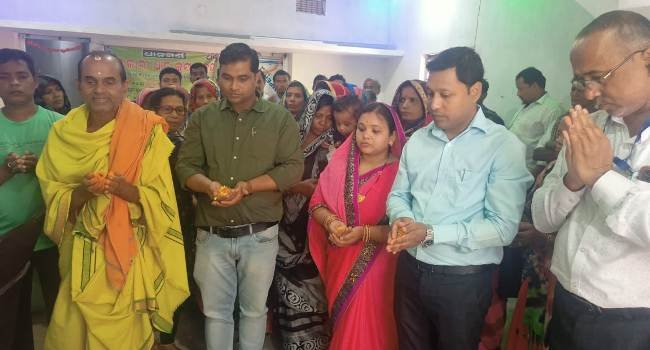 ସାନଖେମୁଣ୍ଡି କଉଡ଼ିଆ ରେ ଶୁଭାରମ୍ଭ କଲେ ଧାନ ମଣ୍ଡି