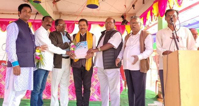 ସାମ୍ବାଦିକ କିଶୋର ଆଚାର୍ଯ୍ୟ ସମ୍ବର୍ଦ୍ଧିତ