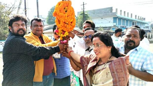 କଳାହାଣ୍ଡି ଉତ୍ସବର ରୌପ୍ୟଜୟନ୍ତୀ ଅବସରରେ ଭବ୍ୟ ମଶାଲ ଶୋଭାଯାତ୍ରା