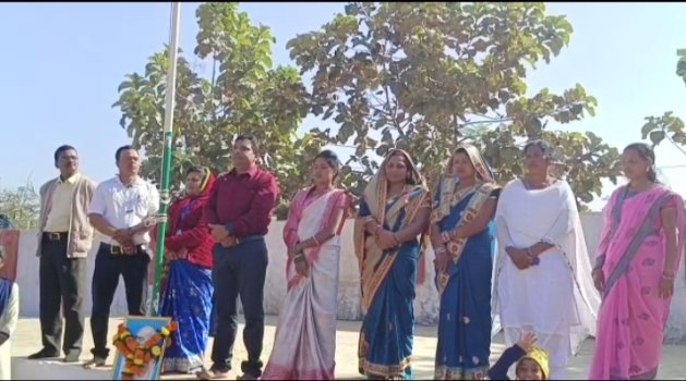 ମିନି ଷ୍ଟାଡିୟମରେ ଛାତ୍ର ଛାତ୍ରୀଙ୍କ ଅନୁପସ୍ଥିତରେ ପାଳିତ ହେଲା ସାଧାରଣତନ୍ତ୍ର ଦିବସ