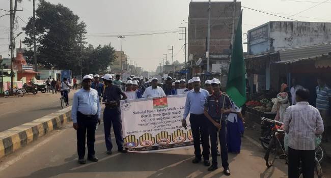 ଗ୍ରାସୀମ ପକ୍ଷରୁ ସଡକସୁରକ୍ଷା ସପ୍ତାହ ପାଳନ