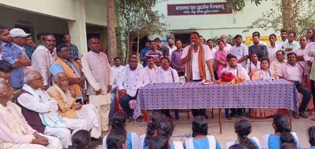 ଶ୍ରମ ମନ୍ତ୍ରୀ ଉଦଘାଟନ କଲେ ଅତିରିକ୍ତ ଶ୍ରେଣୀ ଗୃହ