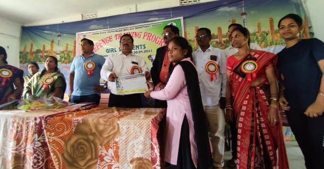 ଛାତ୍ରୀମାନଙ୍କ ଆତ୍ମ ସୁରକ୍ଷା ତାଲିମ୍ ଶିବିର ଉଦଯାପିତ
