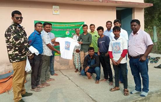 ସାନ୍ତାଳୀ ଓ୍ବିକିପିଡିଆ ପାଇଁ ତଥ୍ୟ ସଂଗ୍ରହ କରିବାକୁ ପହଞ୍ଚିଲେ ୫' ଜଣିଆ ଦଳ