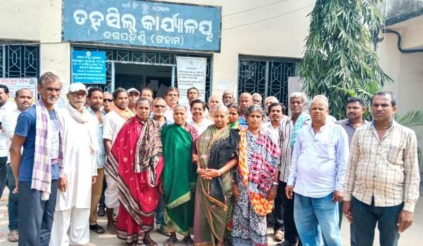 ଦିଗପହଣ୍ଡି ରେ ଧାନ ମଣ୍ଡି ରେ ଅବ୍ୟବସ୍ଥା