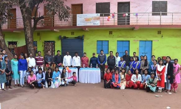 ଟିଏସ୍ଏଫ୍ ପକ୍ଷରୁ ଗୁଆଲିଠାରେ କମ୍ପ୍ୟୁଟର ଓ ଇଂରାଜୀ ଶିକ୍ଷା କେନ୍ଦ୍ର ଉଦଘାଟିତ