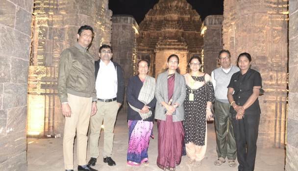 ସୂର୍ଯ୍ୟ ମନ୍ଦିର ବୁଲି ଦେଖିଲେ କେନ୍ଦ୍ର ସ୍ଵାସ୍ଥ୍ୟମନ୍ତ୍ରୀ