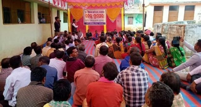 ମଦ ଦୋକାନ ନବୀକରଣ ନ କରିବାକୁ ସ୍ଵତନ୍ତ୍ର ଗ୍ରାମ ସଭା ଅନୁଷ୍ଠିତ 