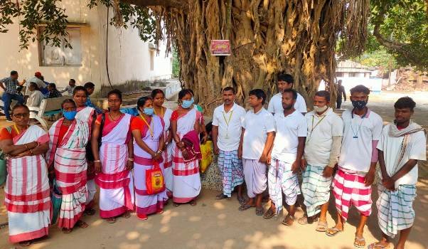 ଅଙ୍ଗନବାଡ଼ିରେ ଅଲିଚିକି ଭାଷାରେ ଶିକ୍ଷାଦାନ ପାଇଁ ଦାବି