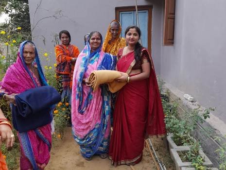 ଯଶୋଦା ଫାଉଣ୍ଡେସନ ପକ୍ଷରୁ ଶୀତ ବସ୍ତ୍ର ବଣ୍ଟନ