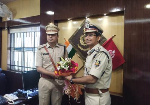 ନୂତନ ଗଞ୍ଜାମ ଏସପି ଜଗମୋହନ ମୀନା ଙ୍କ ଦାୟିତ୍ୱ ଗ୍ରହଣ