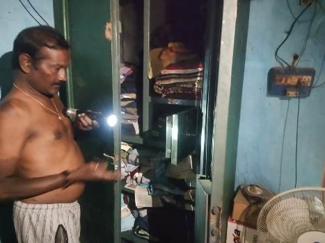 ଶିକ୍ଷକ ଙ୍କ ଘରୁ କଳାକନା ବୁଲାଇଲେ ଦୁର୍ବୃତ୍ତ