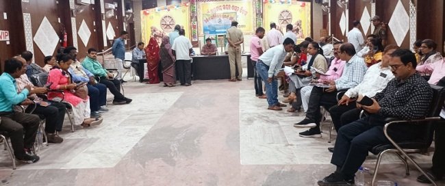 କେନ୍ଦ୍ରାପଡାରେ ଜିଲ୍ଲା ସ୍ତରୀୟ ମିଳିତ ଜନ ଅଭିଯୋଗ ଶୁଣାଣି ଶିବିର