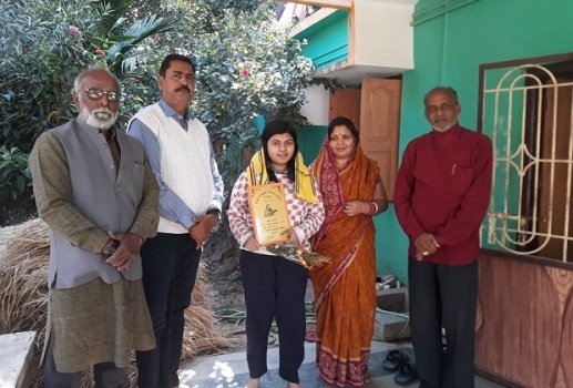 କୁନି ବୈଜ୍ଞାନିକଙ୍କୁ ମହେଶ କର ସ୍ମୃତି ସମ୍ମାନ