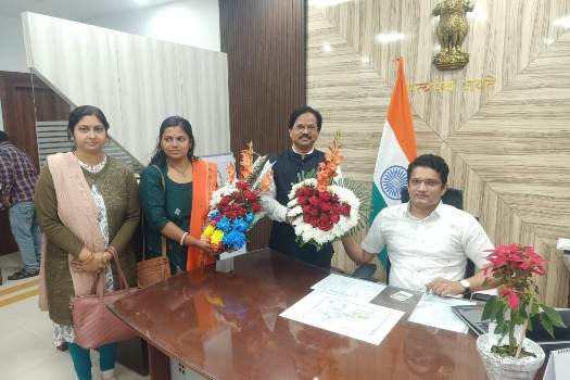 ଶୁଭେଚ୍ଛାରେ କଟିଲା ନୂଆବର୍ଷର ପ୍ରଥମ ଦିନ