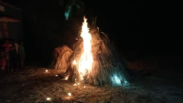 ଗାଁ ଗାଁ ରେ ଅଗ୍ନି ଉତ୍ସବ ଅନୁଷ୍ଠିତ