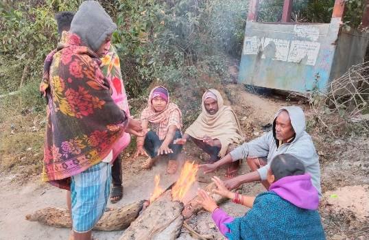 ମୋହନା ଦିନରେ ଗରମ ରାତିରେ ଜାଡ