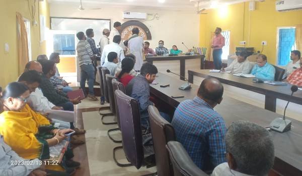 ଏମ ରାମପୁରଠାରେ ଅତିରିକ୍ତ ଜିଲ୍ଲାପାଳ ଙ୍କ ଅଧ୍ୟକ୍ଷତାରେ ଏକ ଜନଶୁଣାଣି ଶିବିର ଅନୁଷ୍ଠିତ