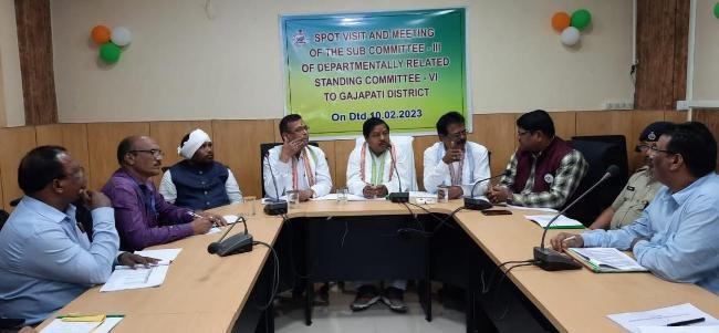 ଗଜପତି ଜିଲ୍ଲା କ୍ଷେତ୍ର ପରିଦର୍ଶନ ଓ ବିଭିନ୍ନ ଯୋଜନର ସମୀକ୍ଷା କଲେ ବିଭାଗୀୟ ଷ୍ଟାଣ୍ଡିଂ କମିଟି