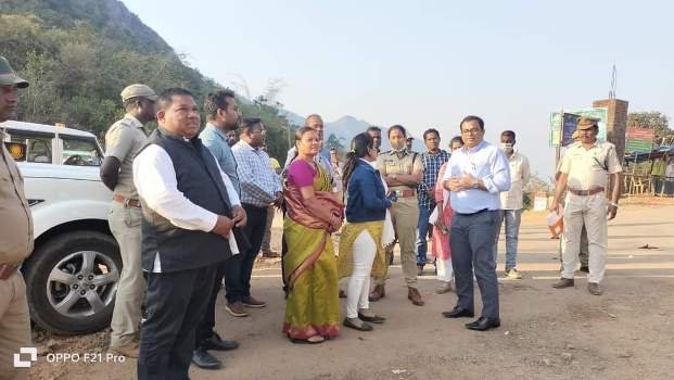 ମହେନ୍ଦ୍ରଗିରିରେ ଶିବରାତ୍ର ପାଳନ ପୂର୍ବକ ସମସ୍ତ ପ୍ରସ୍ତୁତିର ନିରୀକ୍ଷଣ କଲେ ଜିଲ୍ଲାପାଳ ଓ ଏସ୍‌ପି