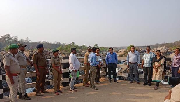 ଭୀମକୁଣ୍ଡ ପର୍ଯ୍ୟଟନ ସ୍ଥଳୀ ବୁଲି ଦେଖିଲେ ଜିଲ୍ଲାପାଳ