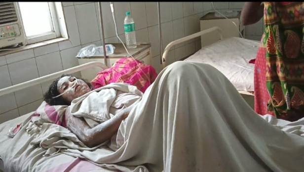 ସ୍ୱାମୀର ଏସିଡ଼ ମାଡ଼ରେ ଦ୍ୱିତୀୟ ପତ୍ନୀଙ୍କ ସମେତ ୪ ଗୁରୁତର