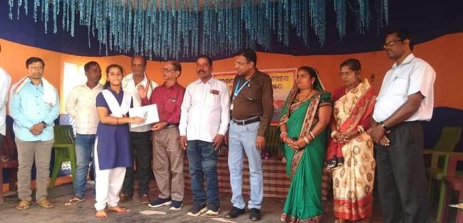 କରାପଲ୍ଲୀ ରାଧାକୃଷ୍ଣ ଉଚ୍ଚ ବିଦ୍ୟାଳୟର ବାର୍ଷିକ ଉତ୍ସବ