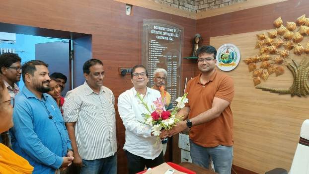 ଛତ୍ରପୁର ଏନଏସି କାର୍ଯ୍ୟନିର୍ବାହୀ ଅଧିକାରୀ ଭାବେ ସମ୍ବିତ ସଂଗ୍ରାମଜିତଙ୍କ ଦାୟିତ୍ୱ ଗ୍ରହଣ